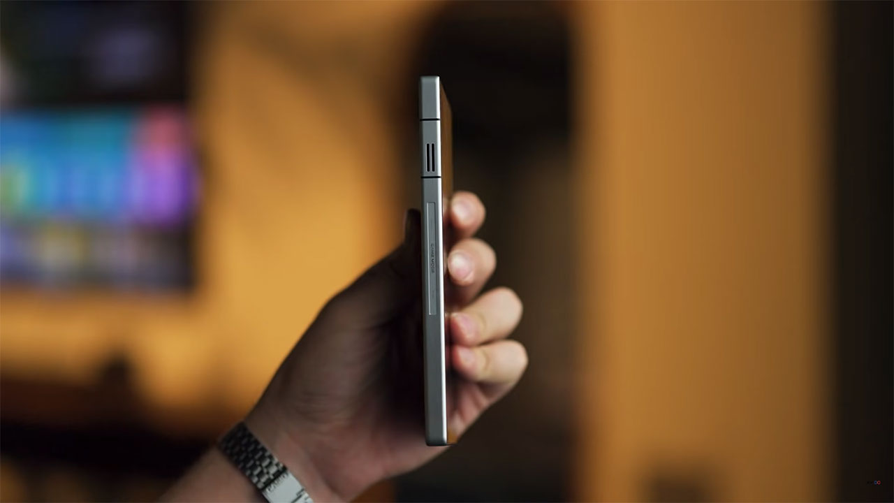 zte-nubia-redmagic-11-pro-side